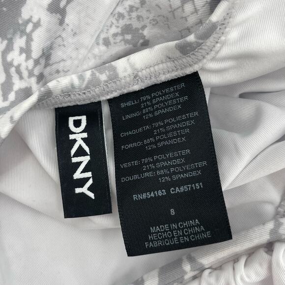 DKNY Swimsuit Size 8 One Piece NWT Gray White Scoop Back Twist Front Swim Beach - Picture 7 of 16